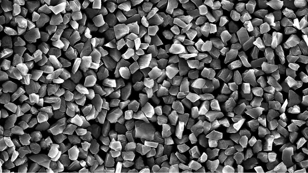 20年超硬材料生產(chǎn)經(jīng)驗弘元超硬材料——半導體行業(yè)專用微粉